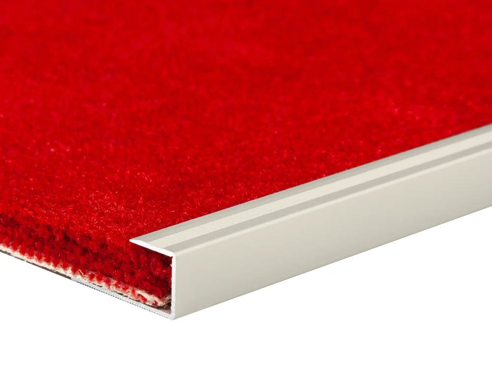 Značkový Profilteam D-62 – ukončovací lišta pro podlahy 10–12 mm, 13 × 2700 mm, Inox E71 (kartáč)
