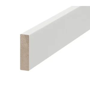 Značkový ACARA AP35/1 soklová lišta TYP 124, MDF + fólie bílá, 40 mm, 12 mm, 2,7 m AAK M134/124
